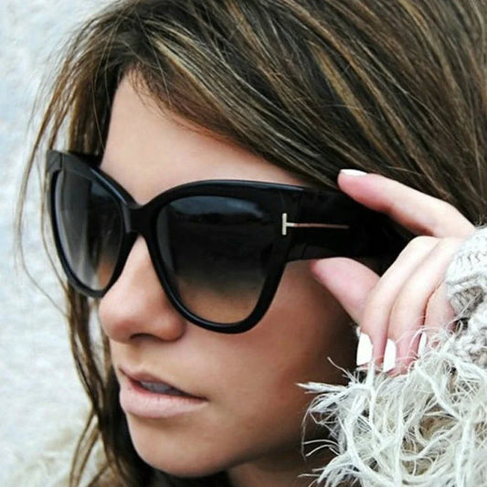 2024 New Brand Sunglasses Women Luxury Designer T Fashion Black Cat Eye
